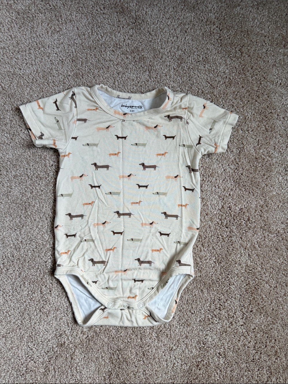 Babysprouts Clothing Company dachshund baby. bodysuit. Size 3-6 months